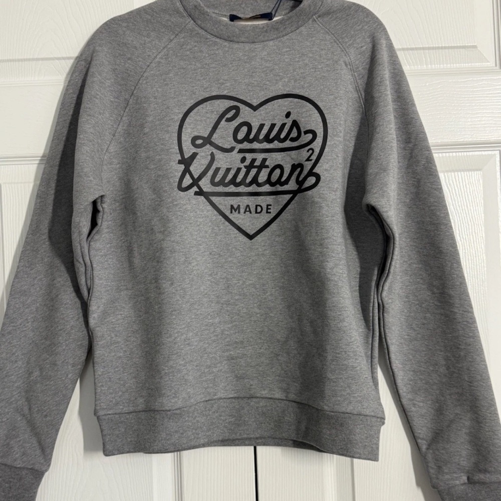 Gray Louis Vuitton Men’s Sweatshirt